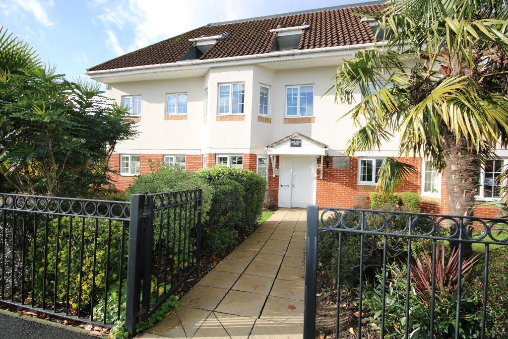 Gibbs Green, Edgware